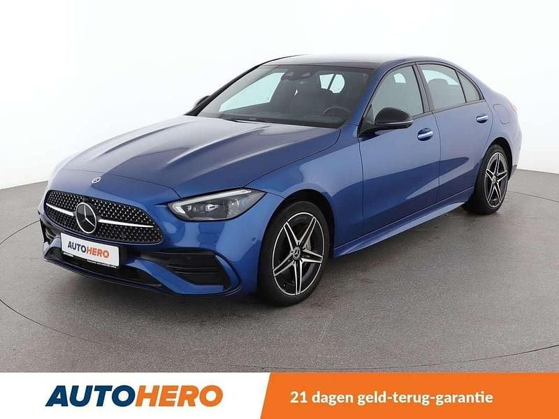 Blauw Gebruikt 2022 Mercedes C300e AMG line Sedan | € 44.649 (Eerlijke prijs) - Afbeelding 1/3