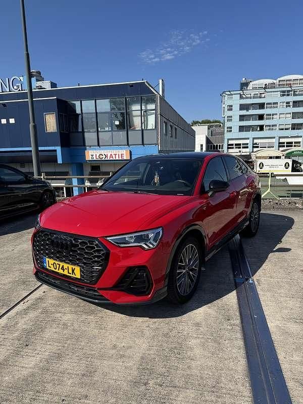 Rood Gebruikt 2020 Audi Q3 Proline SUV | € 30.500 - Afbeelding 1/4