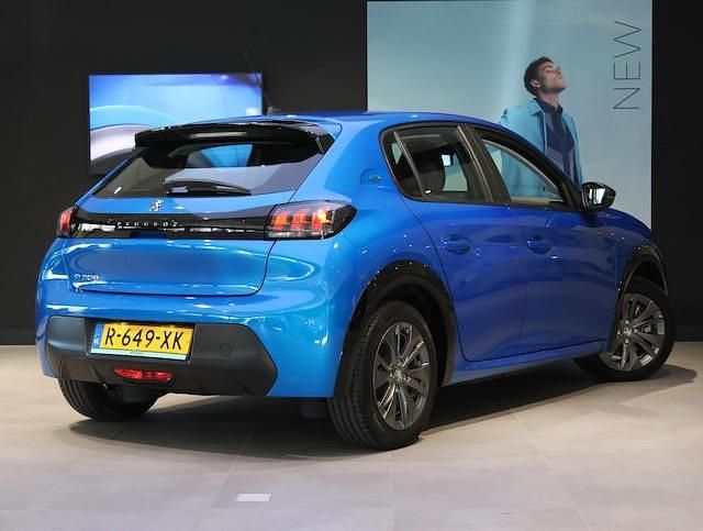 Occasion Peugeot e-208 Active 100 kW (136 PK) 2022 Blauw Hatchback