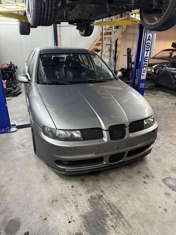 Occasion Seat Leon Sport 179 PK (131 kW) 2002 Sedan