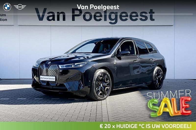 Zwart Gebruikt 2024 BMW iX Executive SUV | € 84.900 (Eerlijke prijs) - Afbeelding 1/4