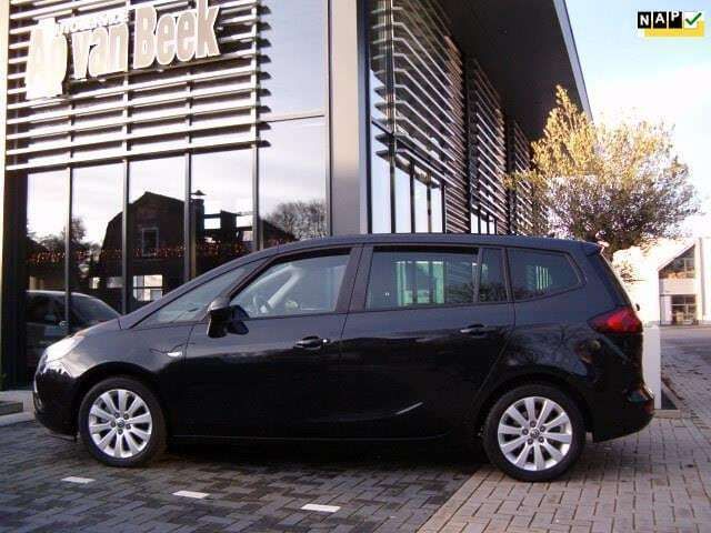 Zwart Gebruikt 2015 Opel Zafira Cosmo MPV | € 13.750 (Iets duurder) - Afbeelding 1/4