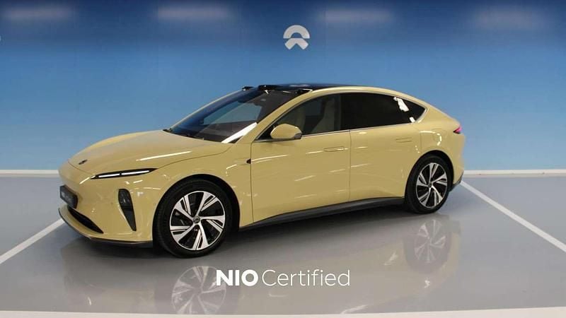 Geel Gebruikt 2023 Nio ET5 Sedan | € 34.900 - Afbeelding 1/4