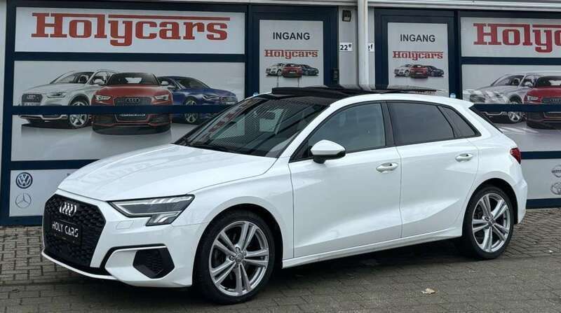 Wit Gebruikt 2021 Audi A3 Sportback Edition .1 Hatchback | € 25.500 (Goede deal) - Afbeelding 1/4