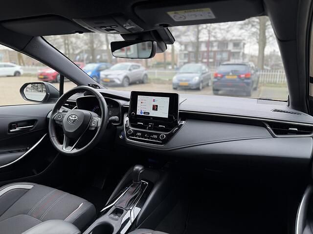 Occasion Toyota Corolla Plus 184 PK (135 kW) 2022 Zwart (metallic) Stationwagen