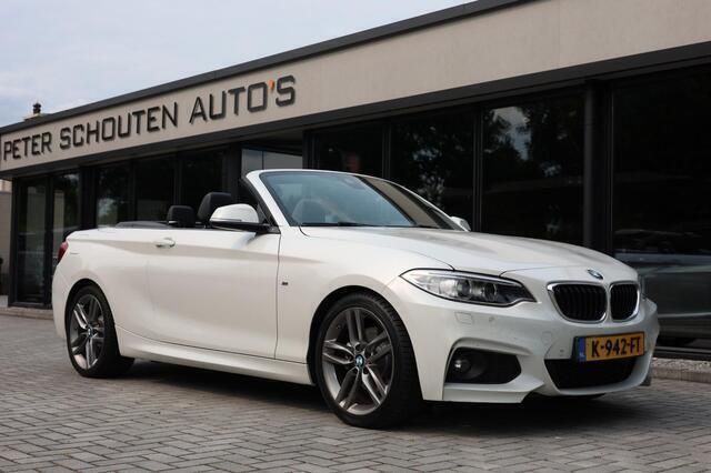 Wit Gebruikt 2016 BMW 220 Executive Cabriolet | € 17.950 (Eerlijke prijs) - Afbeelding 1/4