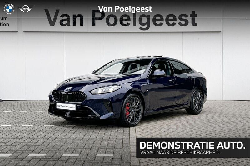 Blauw, metallic lak Gebruikt 2025 BMW 220 M Sport Coupé | € 49.900 (Eerlijke prijs) - Afbeelding 1/4