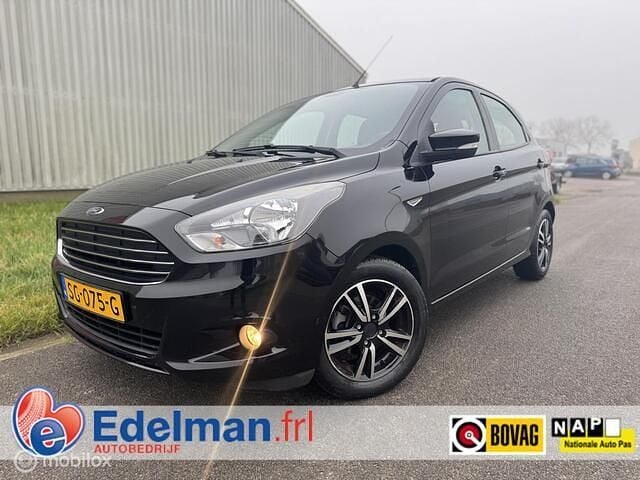Zwart Gebruikt 2018 Ford Ka Plus Trend Hatchback | € 8.450 (Eerlijke prijs) - Afbeelding 1/4
