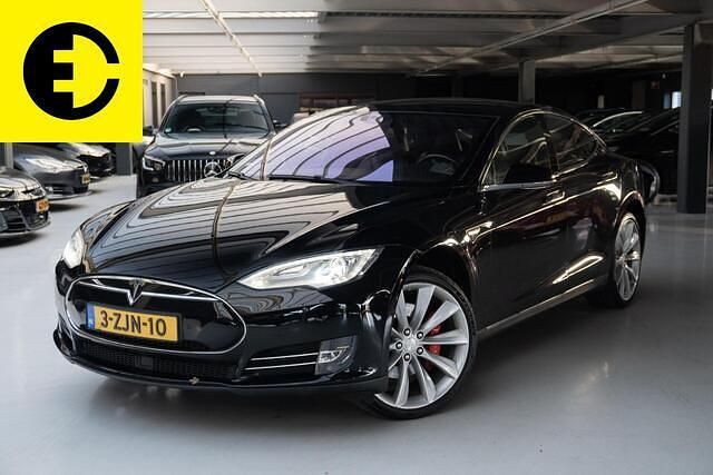 Zwart Gebruikt 2015 Tesla Model S Performance Hatchback | € 17.950 (Iets duurder) - Afbeelding 1/4