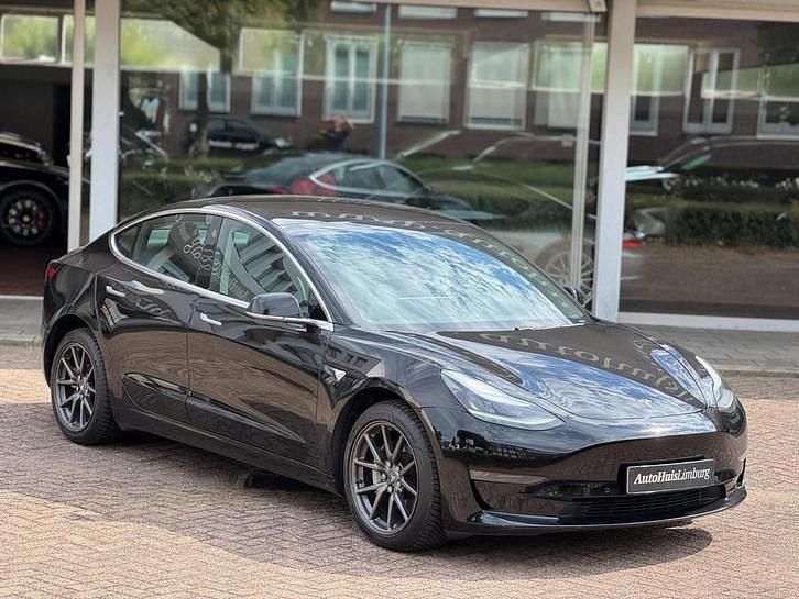 Occasion Tesla Model 3 Long Range AWD 366 kW (498 PK) 2019 Zwart (metallic) Sedan
