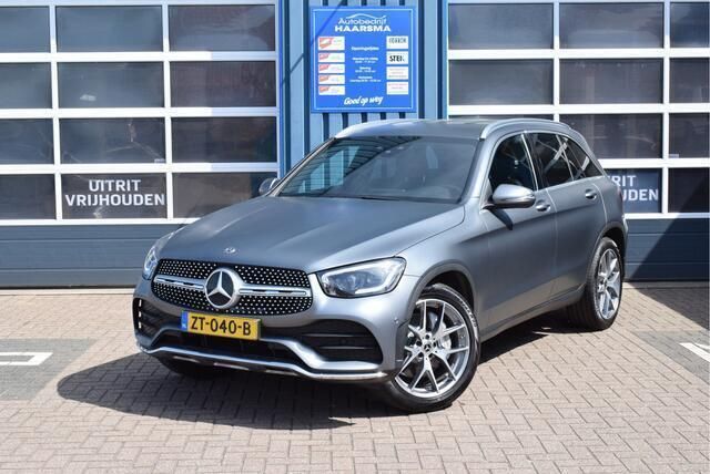 Grijs Occasion 2019 Mercedes GLC200 Premium SUV | € 35.950 (Iets duurder) - Afbeelding 1/4