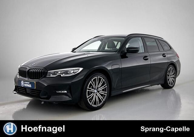 Zwart Gebruikt 2021 BMW 330 Stationwagen | € 31.900 (Goede deal) - Afbeelding 1/3