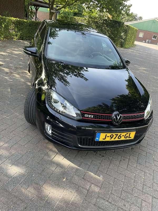 Zwart Gebruikt 2010 VW Golf VI GTI Hatchback | € 9.500 (Goede deal) - Afbeelding 1/4