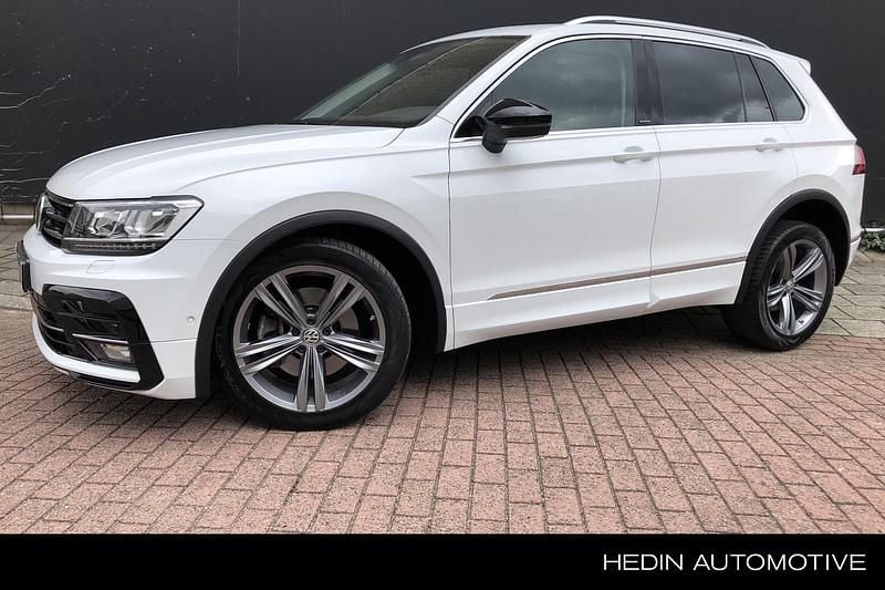 Wit Gebruikt 2020 VW Tiguan Highline SUV | € 31.945 (Goede deal) - Afbeelding 1/3