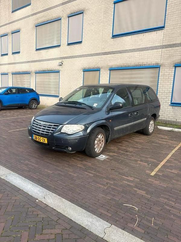 Gebruikt 2008 Chrysler Grand Voyager MPV | € 2.350 - Afbeelding 1/4
