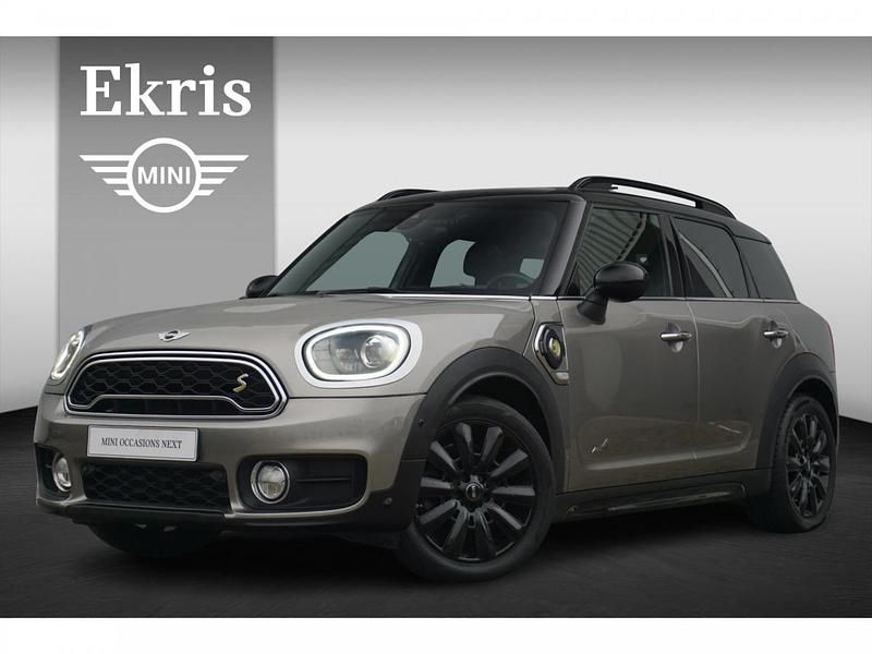 Melting silver (c2k) Gebruikt 2018 Mini Cooper S Countryman SUV | € 23.450 (Duur) - Afbeelding 1/4