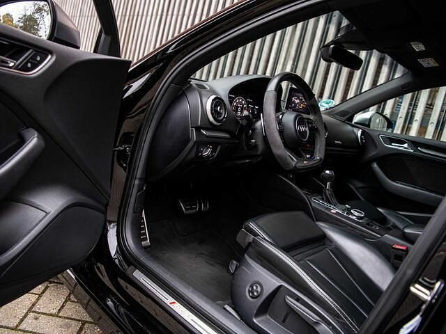 Occasion Audi RS3 400 PK (294 kW) 2018 Zwart Sedan