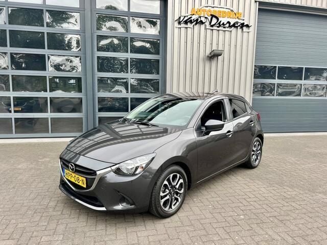 Grijs Gebruikt 2017 Mazda 2 Hatchback | € 13.950 (Eerlijke prijs) - Afbeelding 1/4