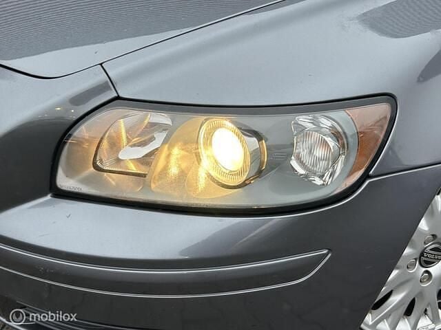 Occasion Volvo S40 Momentum 125 PK (91 kW) 2005 Grijs Sedan