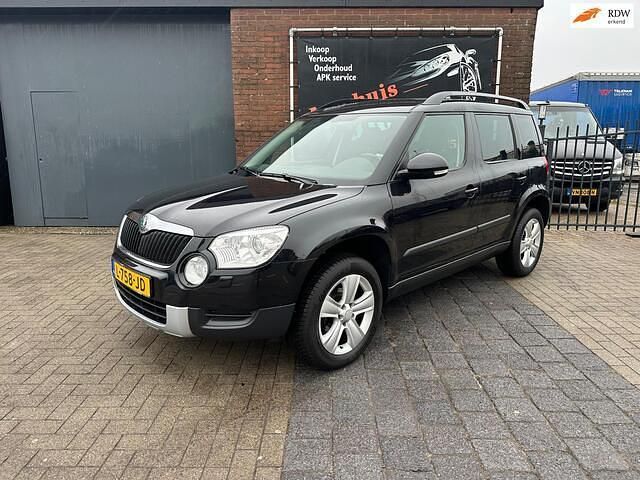 Zwart Occasion 2010 Skoda Yeti Active SUV | € 5.450 (Iets duurder) - Afbeelding 1/4