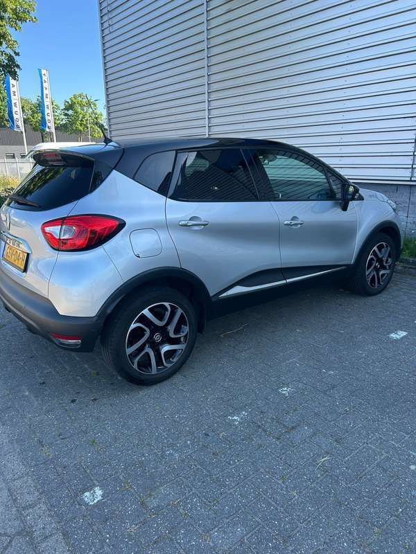 Zilver Gebruikt 2017 Renault Captur Dynamique SUV | € 9.500 (Super prijs) - Afbeelding 1/4