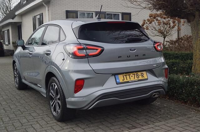Grijs Occasion 2023 Ford Puma ST-Line SUV | € 15.950 (Super prijs) - Afbeelding 1/4