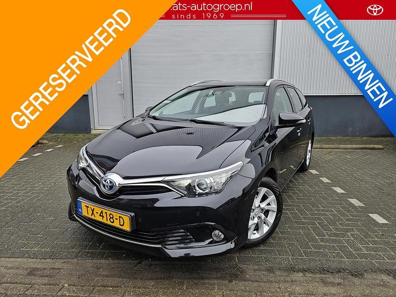Zwart Occasion 2019 Toyota Auris Hybrid Active Stationwagen | € 18.945 (Eerlijke prijs) - Afbeelding 1/4