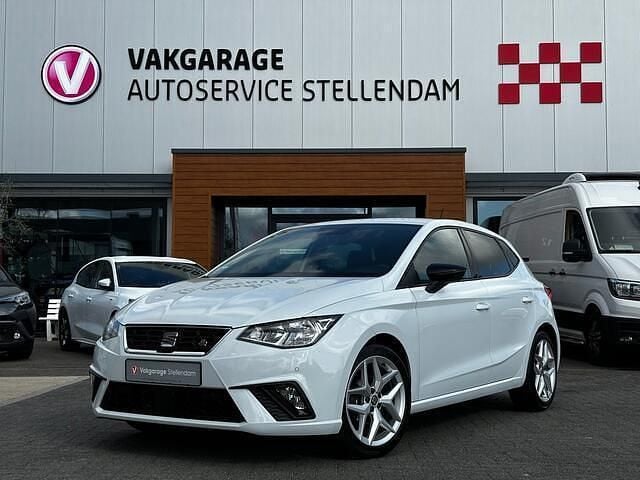 Wit Gebruikt 2019 Seat Ibiza Business Hatchback | € 15.950 (Eerlijke prijs) - Afbeelding 1/4