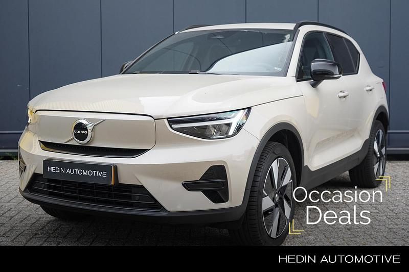 Bruin Occasion 2025 Volvo EX40 Plus SUV | € 46.995 (Duur) - Afbeelding 1/4