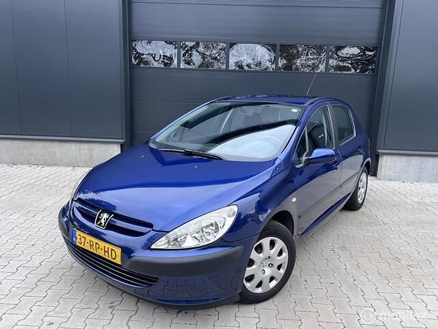 Blauw Gebruikt 2005 Peugeot 307 Hatchback | € 2.995 (Iets duurder) - Afbeelding 1/4