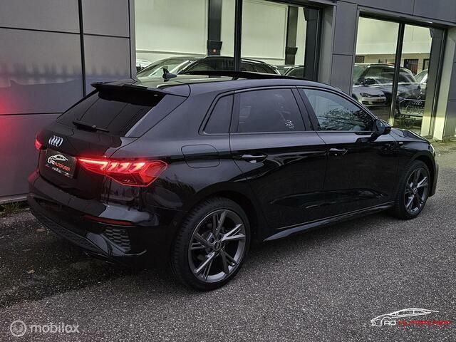 Occasion Audi A3 Sportback Black Edition 150 PK (110 kW) 2021 Zwart Hatchback