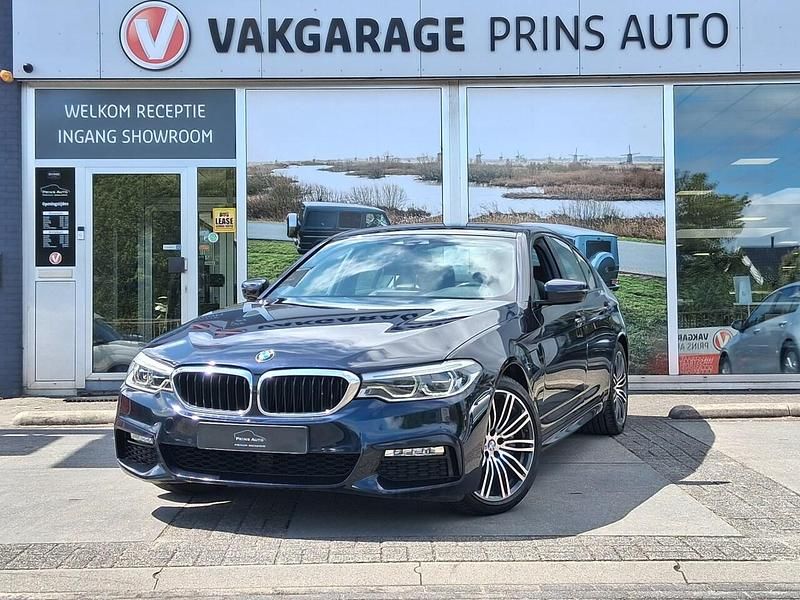 Zwart Occasion 2018 BMW 530e Executive Sedan | € 22.690 (Goede deal) - Afbeelding 1/4