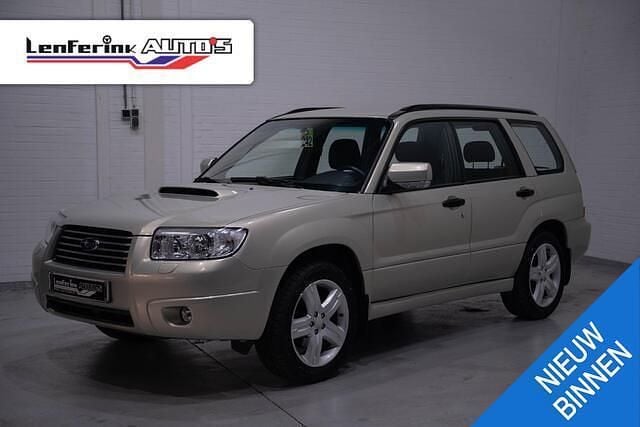 Geel Gebruikt 2005 Subaru Forester SUV | € 7.766 (Eerlijke prijs) - Afbeelding 1/4
