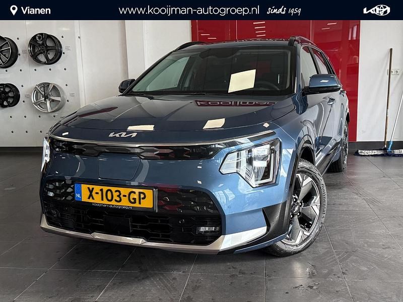 Blauw Gebruikt 2023 Kia e-Niro 4 SUV | € 45.950 - Afbeelding 1/4