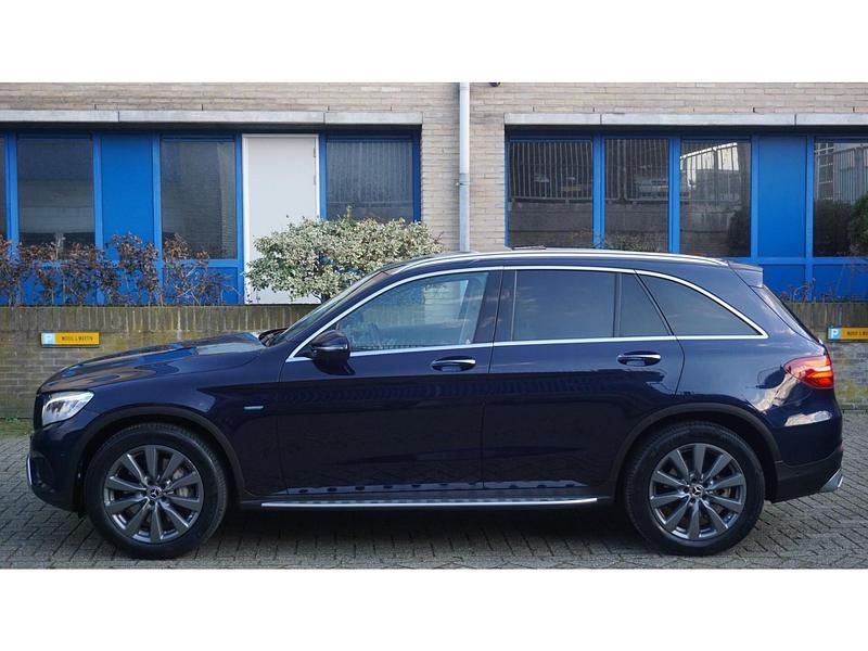 Blauw Gebruikt 2017 Mercedes GLC350 Prestige SUV | € 33.950 (Duur) - Afbeelding 1/4
