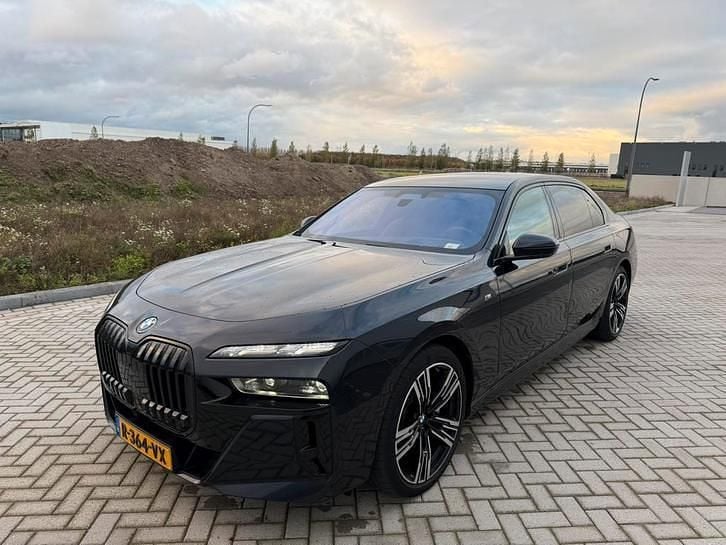 Gebruikt 2022 BMW i7 M Sport Sedan | € 73.950 - Afbeelding 1/4