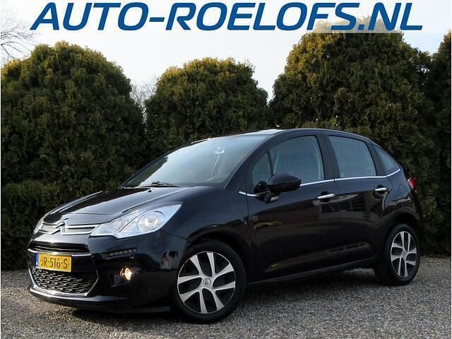 Blauw Occasion 2016 Citroën C3 PureTech Hatchback | € 7.990 (Eerlijke prijs) - Afbeelding 1/4