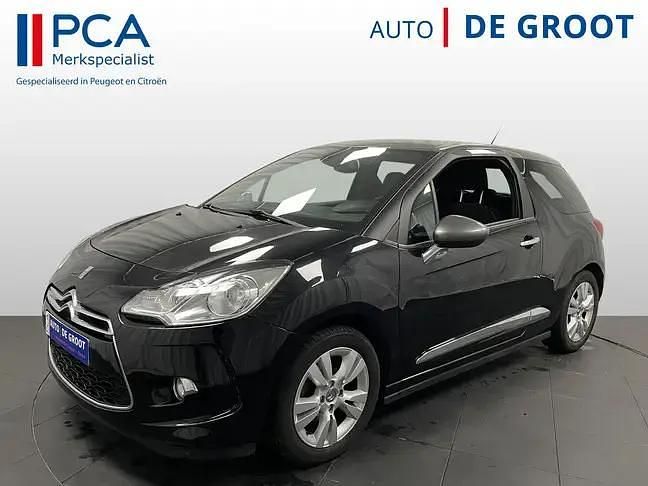 Zwart Gebruikt 2015 Citroën DS3 So Chic Hatchback | € 6.250 (Iets duurder) - Afbeelding 1/4