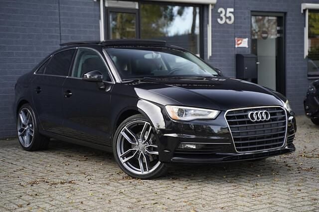 Zwart Gebruikt 2016 Audi A3 S-Line Sedan | € 14.950 (Goede deal) - Afbeelding 1/4