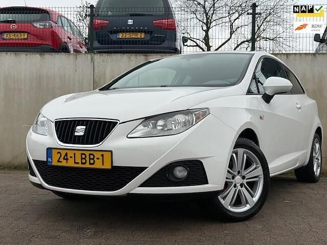 Occasion Seat Ibiza SC 86 PK (63 kW) 2010 Wit Hatchback