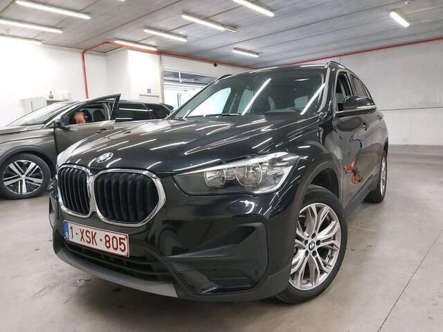 Zwart Gebruikt 2020 BMW X1 Sport Line SUV | € 19.490 (Eerlijke prijs) - Afbeelding 1/3