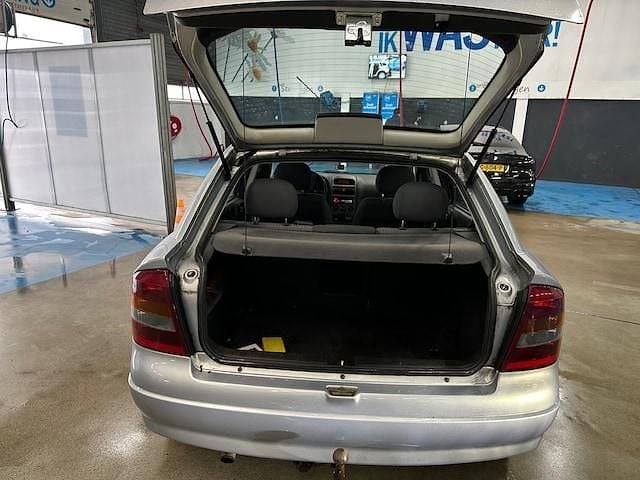 Occasion Opel Astra 2003 Grijs Hatchback