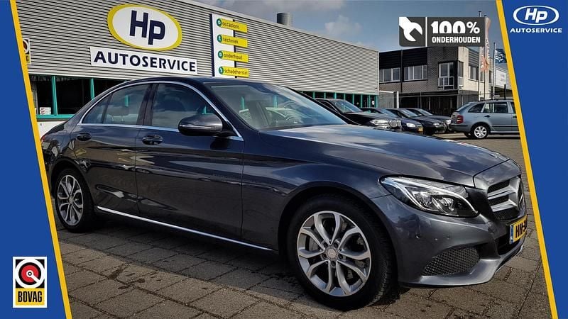 Grijs Occasion 2015 Mercedes C350e Edition Sedan | € 17.000 (Eerlijke prijs) - Afbeelding 1/4