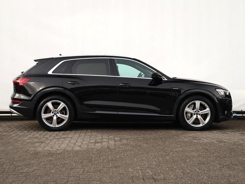 Occasion Audi e-tron Advanced 300 kW (408 PK) 2022 Zwart SUV