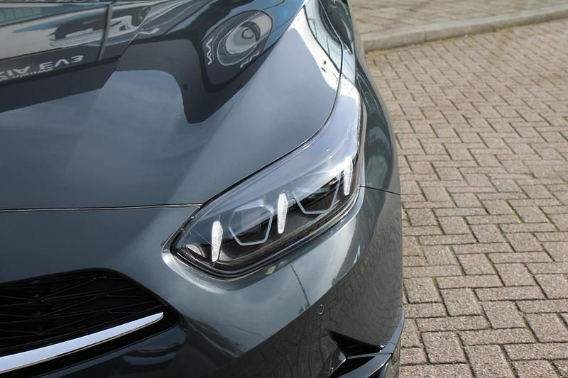 Nieuw Kia Ceed 2025 Grijs Hatchback