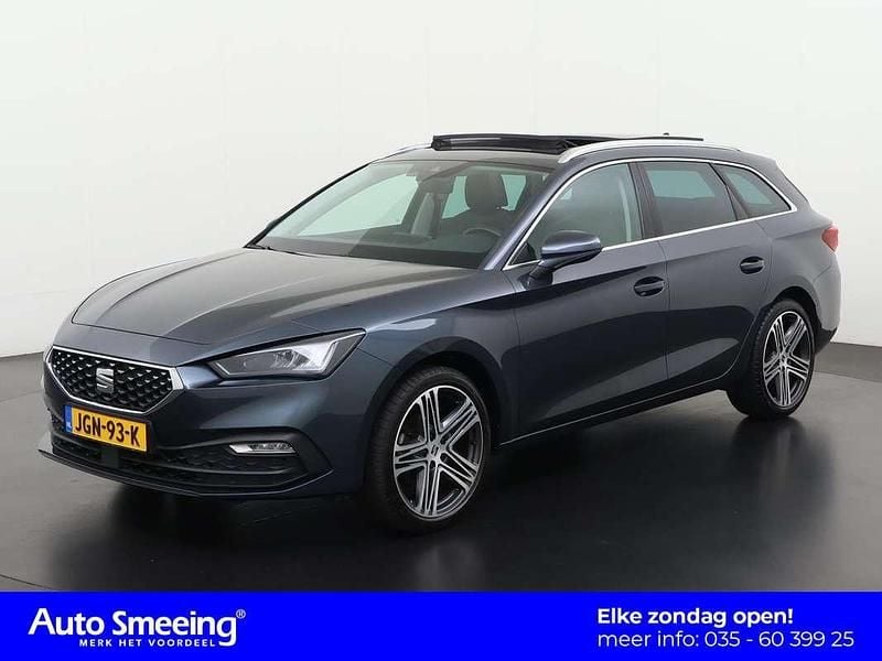 Grijs Gebruikt 2022 Seat Leon XCELLENCE Stationwagen | € 25.945 (Eerlijke prijs) - Afbeelding 1/4