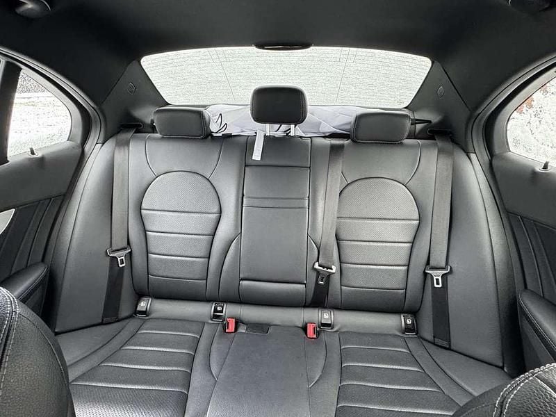 Gebruikt 2018 Mercedes C180 AMG line Sedan | € 22.000 (Goede deal) - Afbeelding 1/4