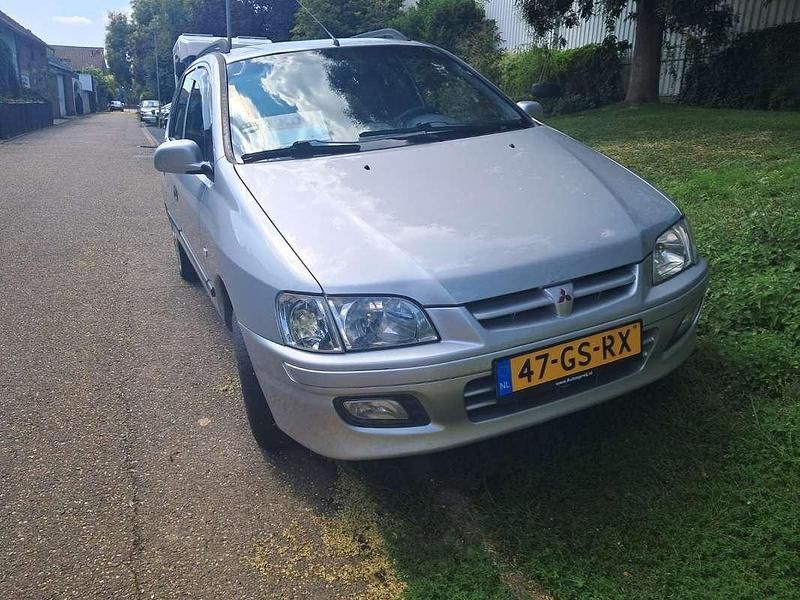Zilver Gebruikt 2001 Mitsubishi Space Star MPV | € 850 (Eerlijke prijs) - Afbeelding 1/4