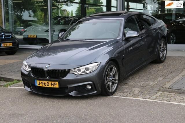 Grijs Gebruikt 2016 BMW 418 M Sport Coupé | € 13.595 (Eerlijke prijs) - Afbeelding 1/4