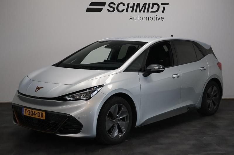 Grijs Occasion 2023 Cupra Born Hatchback | € 23.995 (Eerlijke prijs) - Afbeelding 1/4